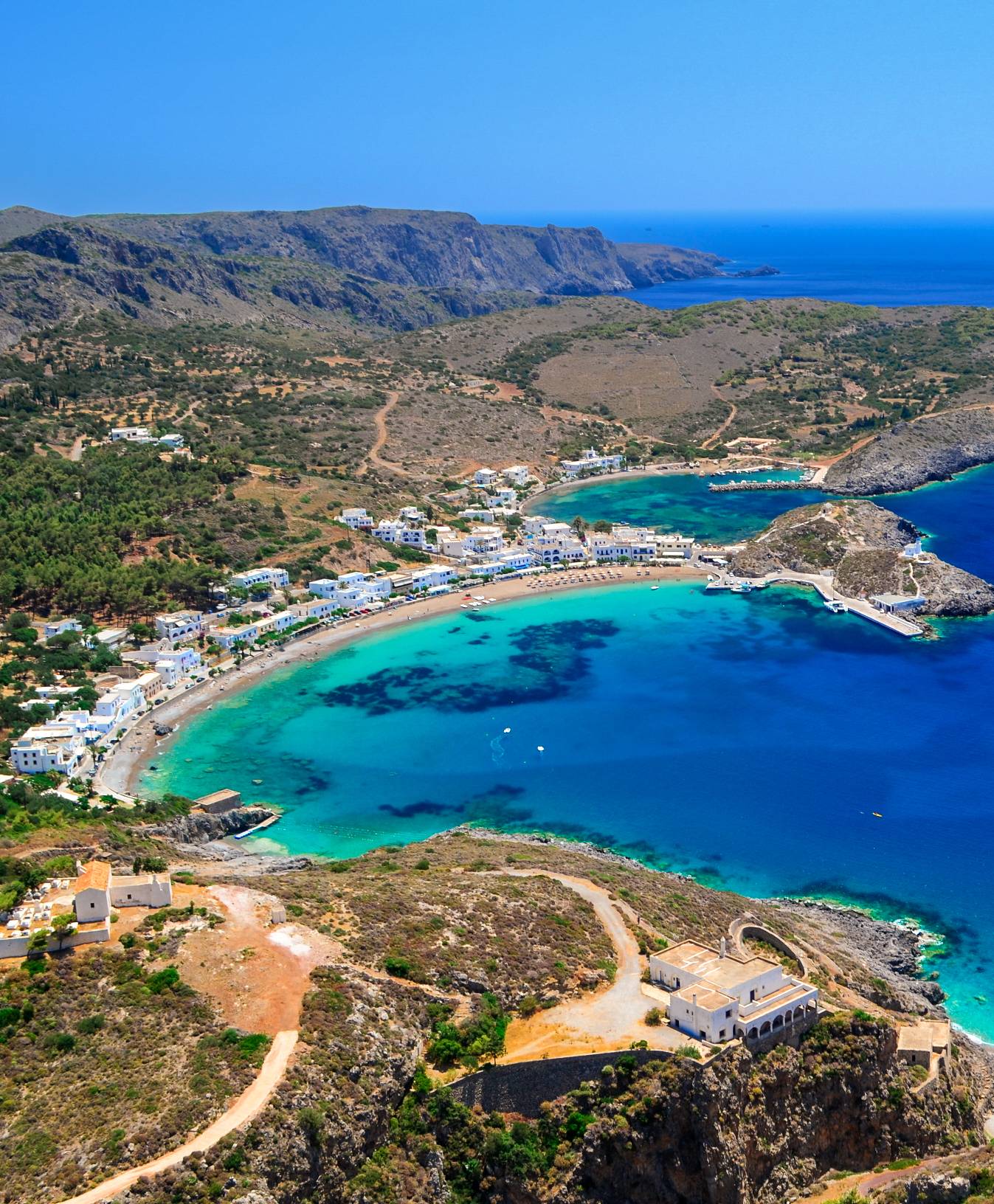 Πανοραμική εικόνα ενός οικισμού των Κυθήρων